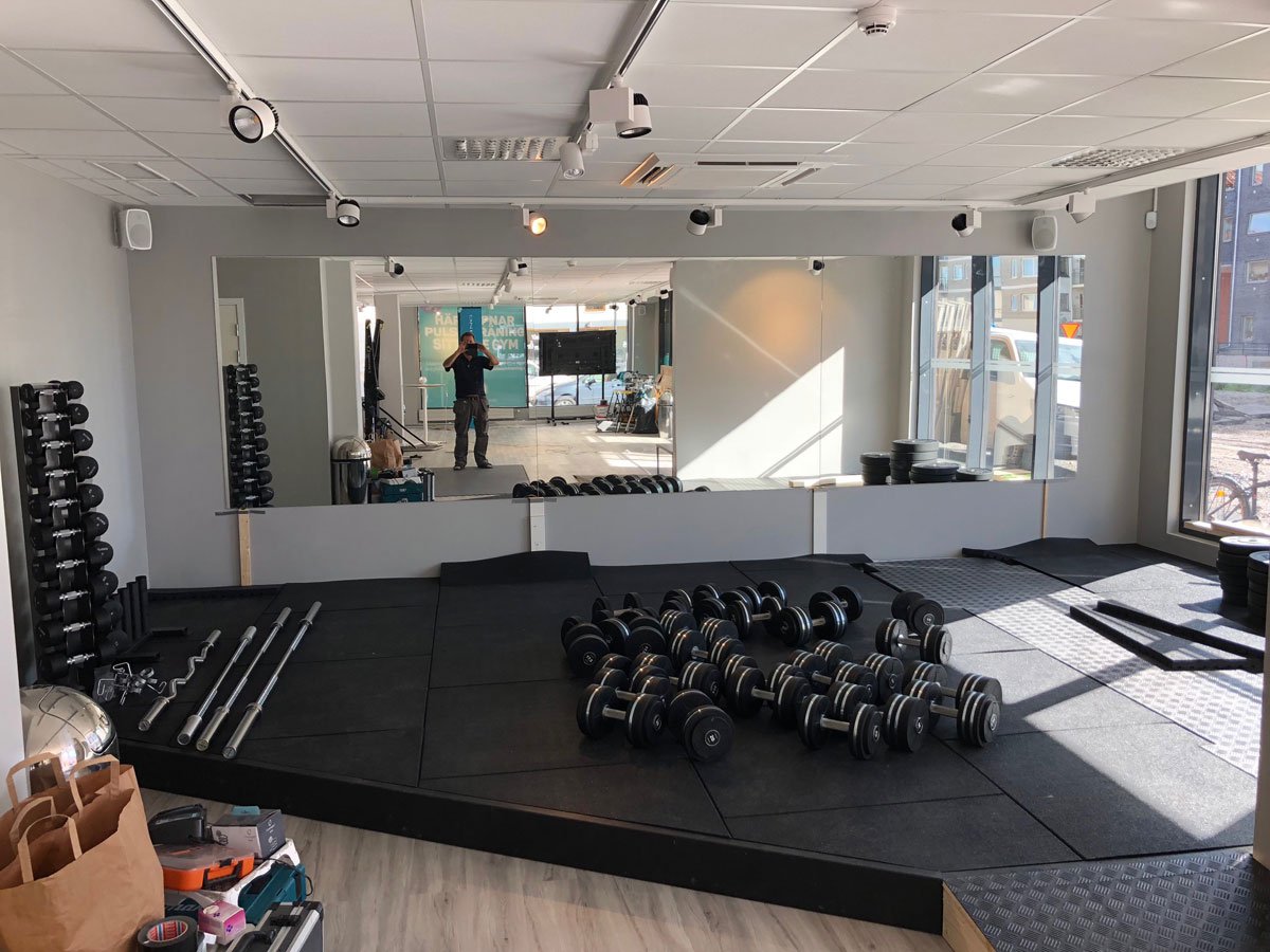 Spegelglas i gym